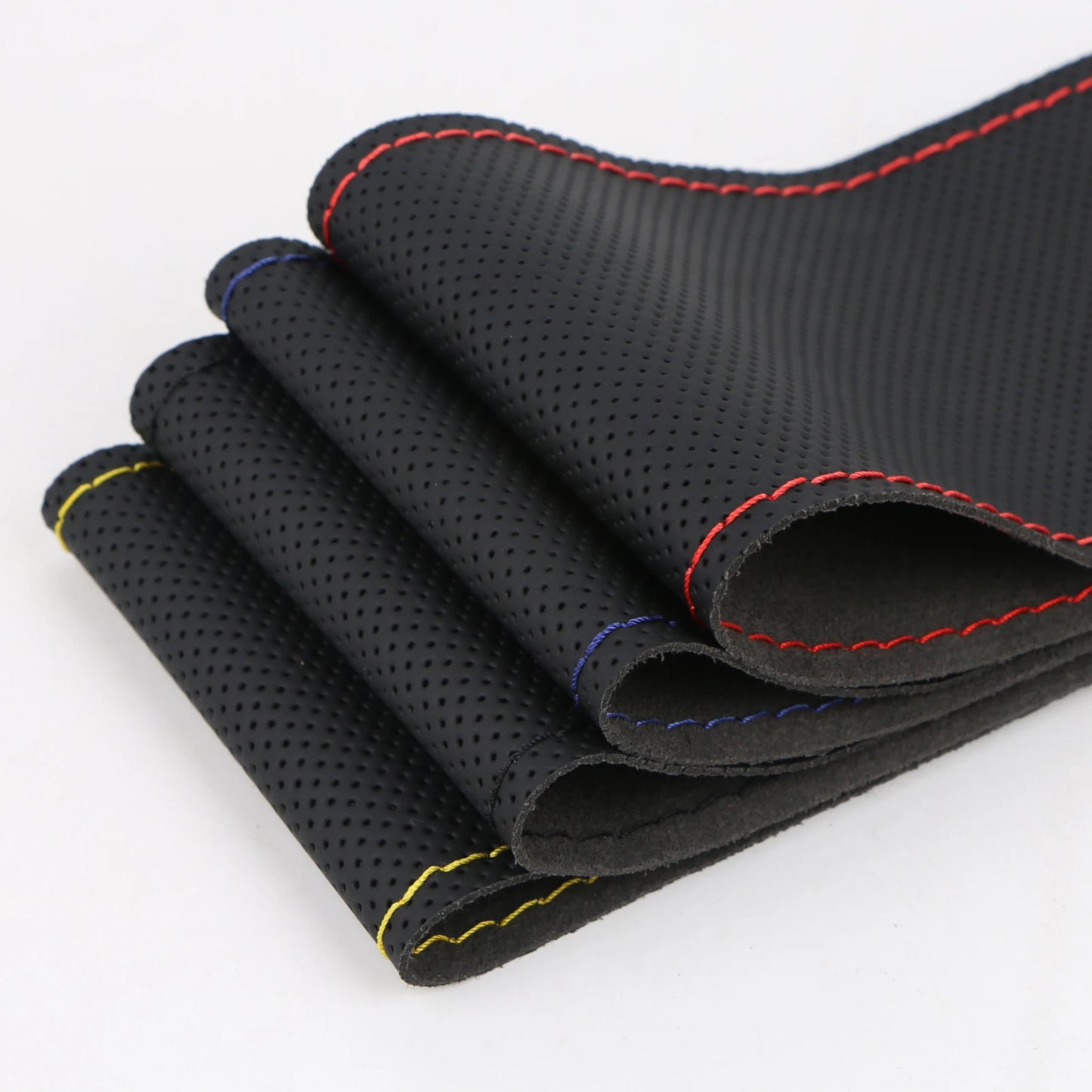 Housse Volant 37-39cm Cuir Microfibre Perforé – Respirant & Antidérapant